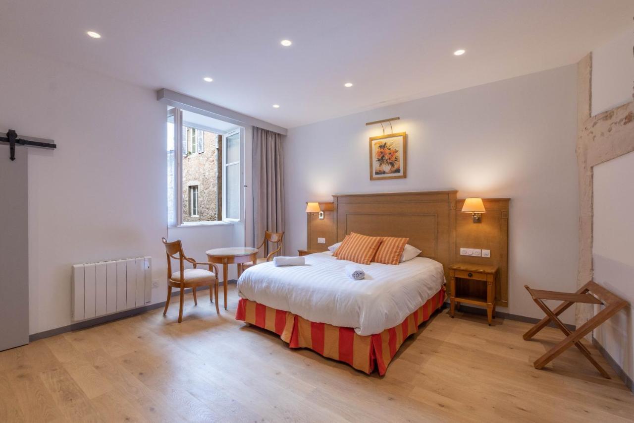 Les Joyaux Tournusiens Appartement *